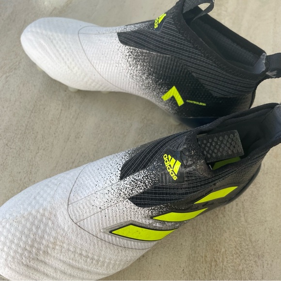 Adidas Boys ACE 17 + Purecontrol No Lace Soccer Cleats Size 4 - Picture 3 of 5